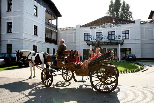 Отель Hotel Uzdrowiskowy St George Цехоцинек-7