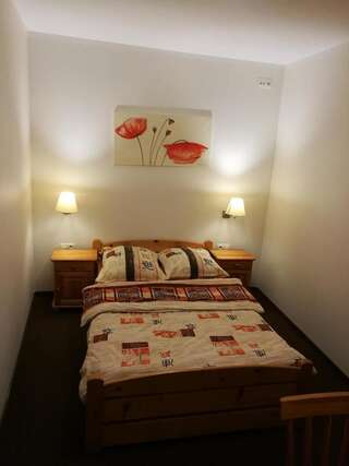 Фото номер Gościniec Двухместный номер с 1 кроватью или 2 отдельными кроватями и ванной комнатой