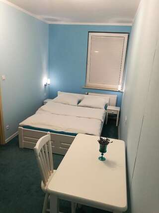 Фото номер Gościniec Двухместный номер с 1 кроватью или 2 отдельными кроватями и ванной комнатой