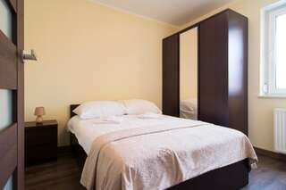 Апартаменты Apartamenty Sun & Snow Ustroń Przy Rynku Устронь Two-Bedroom Apartment - Brody 3C-4