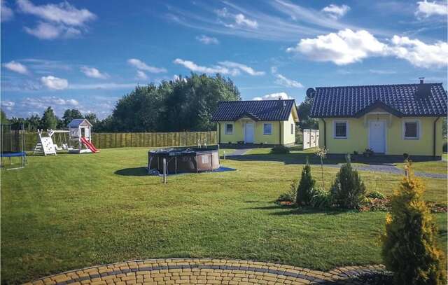 Дома для отпуска Two-Bedroom Holiday Home in Dabki Домбки-39