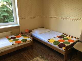 Хостелы Hostel DREWLAND Лидзбарк-Варминьски Трехместный номер-2