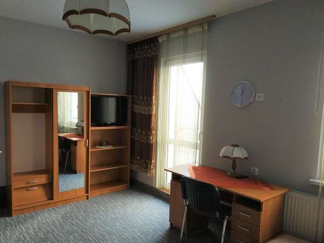 Отель Motel DRABEK Тарновске-Гуры-28