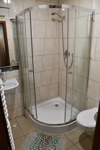 Фото номер Hotels Odra Двухместный номер с 1 кроватью и собственной ванной комнатой