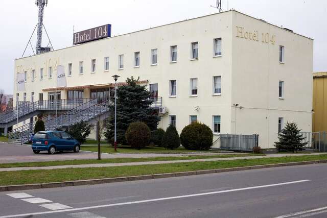 Отель Hotel 104 Старгард-14