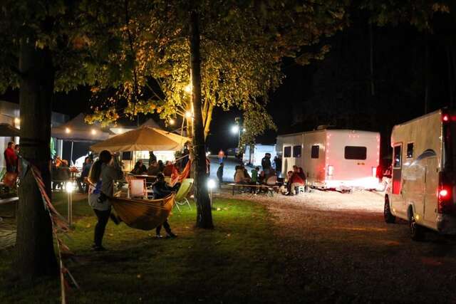 Лоджи Kameralne domki Camp4U Siechnice-70