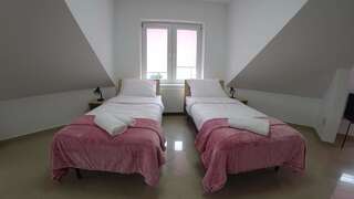 Фото номер Apartamenty Kozienice Quadruple Room with Bathroom and Extra Bed