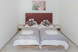 Фото номер Żabi Staw Двухместный номер с 1 кроватью или 2 отдельными кроватями, вид на сад