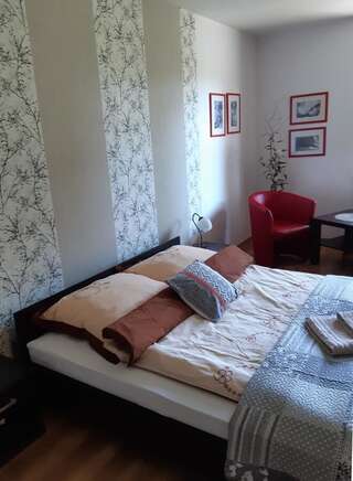 Фото номер Kozi Lasek Двухместный номер Делюкс с 1 кроватью (для 2 взрослых и 1 ребенка)