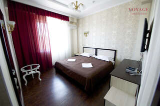 Отель Отель Вояж Бишкек Стандартный двухместный номер с 1 кроватью-4