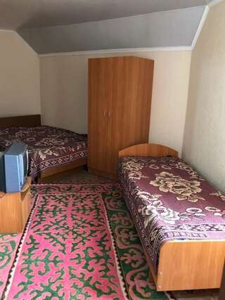 Гостевой дом Guest house Visit Чолпон-Ата Семейный номер-1