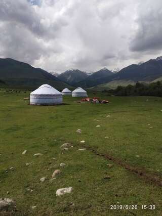 Люкс-шатры Yurt Camp Jannat in Kyrchyn