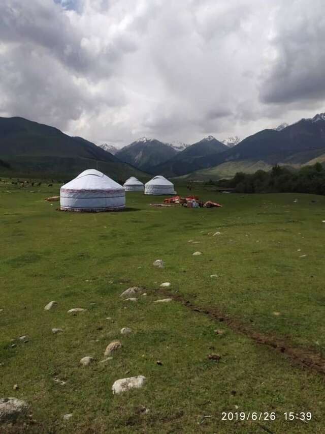 Люкс-шатры Yurt Camp Jannat in Kyrchyn Чолпон-Ата-3