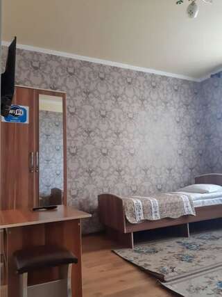 Фото Отель Rahat guest house город Каракол (31)
