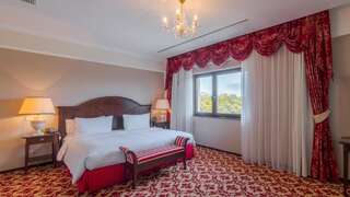 Курортные отели Hilton Sibiu Сибиу Представительский люкс с правом посещения представительского лаунджа-2