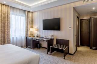 Отель Hotel Prahova Plaza Плоешти