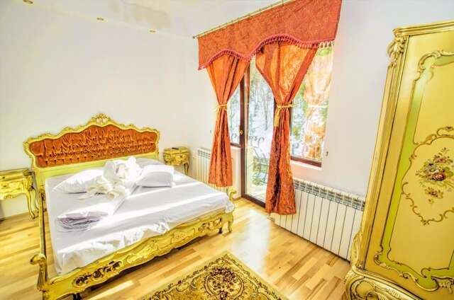 Отель Hotel Coroana Moldovei Слэник-Молдова-21