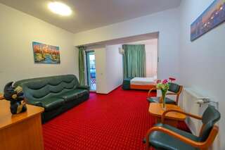 Отель Hotel Sir Orhideea Бухарест