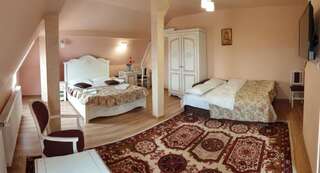 Гостевой дом Leaganul Bucovinei Guest House Сучава Семейный суперлюкс-2