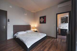 Отель Hotel Hemingway Residence Бухарест