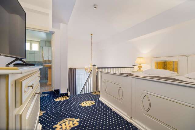 Отель Hotel Imparatul Romanilor Сибиу-34