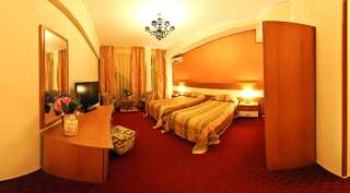 Отель Hotel Andre´s Крайова Улучшенный двухместный номер с 1 кроватью или 2 отдельными кроватями-7