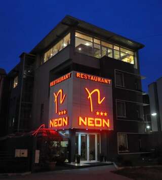 Отель Hotel Neon Тимишоара