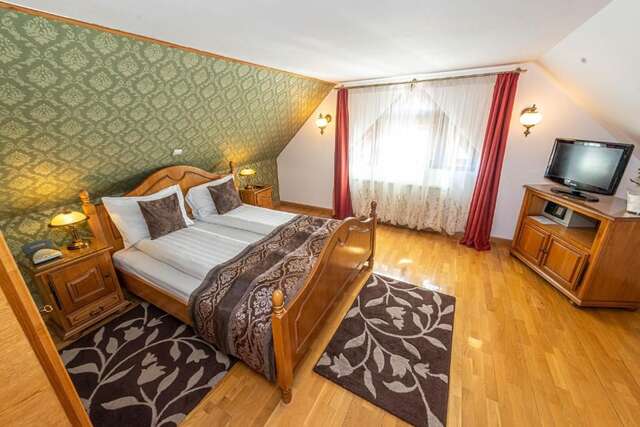 Отель Hotel Korona Сигишоара-63