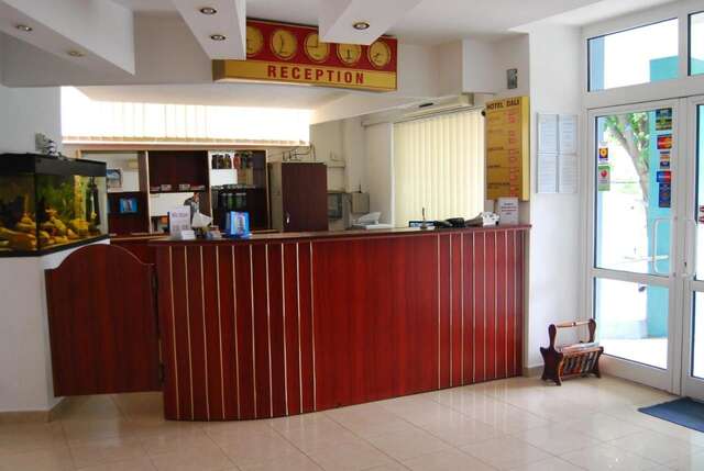 Отель Dali Hotel Констанца-9