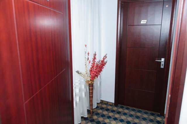 Отель Plus Hotel Крайова-37