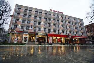Отель Hotel Arges Pitesti Питешти