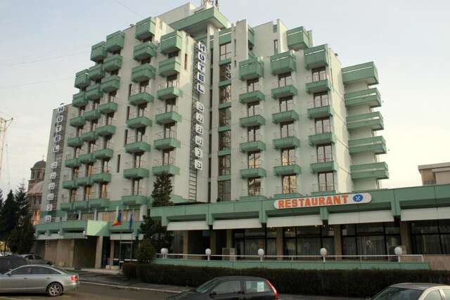 Отель Hotel Sarmis Дева-3