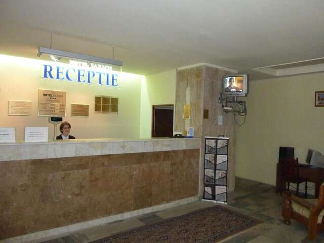 Отель Hotel Sarmis Дева-24