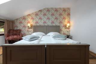 Фото номер Casa Muntelui Бюджетный двухместный номер с 1 кроватью или 2 отдельными кроватями