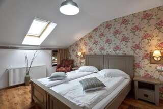 Фото номер Casa Muntelui Бюджетный двухместный номер с 1 кроватью или 2 отдельными кроватями