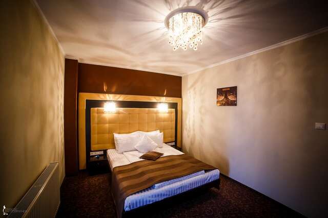 Отель Hotel Ozana Бистрица-19