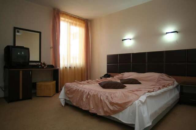 Отель Hotel Belvedere Ватра-Дорней-48