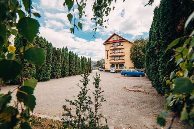 Отель Hotel Simeria Гура-Гуморулуй-23