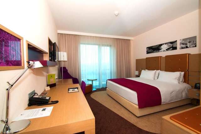 Отель DoubleTree by Hilton Oradea Орадя-66