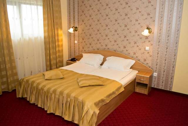 Отель Hotel Xe-Mar Арад-37