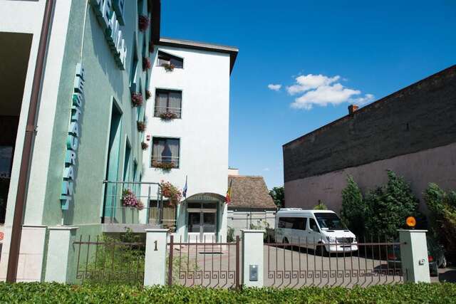 Отель Hotel Xe-Mar Арад-8