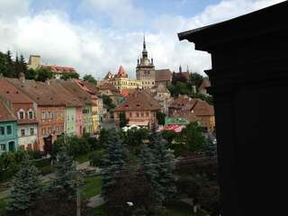 Отель Hotel Central Park Sighisoara Сигишоара Двухместный номер Делюкс с видом на крепость-2