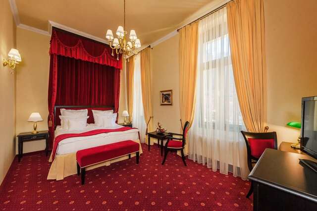 Отель Hotel Central Park Sighisoara Сигишоара-4