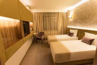 Отель Hotel Orient Braila Брэила Двухместный номер «Премиум» с 2 отдельными кроватями-3
