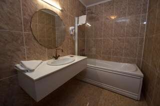 Отель Complex Craiasa Muntilor Moieciu Мойечу-де-Сус Standard Double or Twin Room***-6