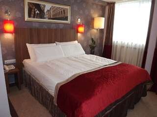 Отель Hotel Ambasador Бухарест