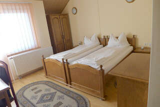 Фото номер Pensiunea Ana Maria Двухместный номер с 2 отдельными кроватями