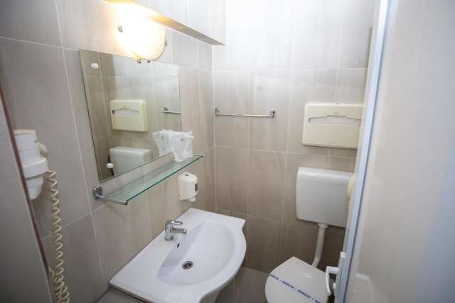 Отель Hotel Select Slobozia Слобозия-33