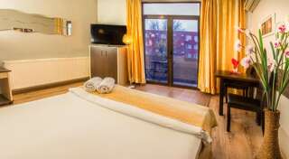 Отель Hotel EOS Бухарест