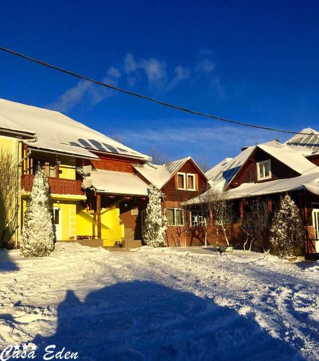 Гостевой дом Pensiunea Casa Eden Мэришел-17